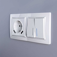 Выключатель двухклавишный с подсветкой Werkel белый W1120101 4690389155208 5