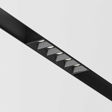 Трековый светодиодный светильник для магнитного шинопровода Maytoni Track lamps TR014-2-10W4K-B 2