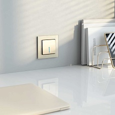 Выключатель Werkel одноклавишный проходной с подсветкой шампань W1112111 4690389157110 2