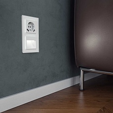 Розетка с заземлением, шторками и USBх2 Werkel белый W1171501 4690389155345 5