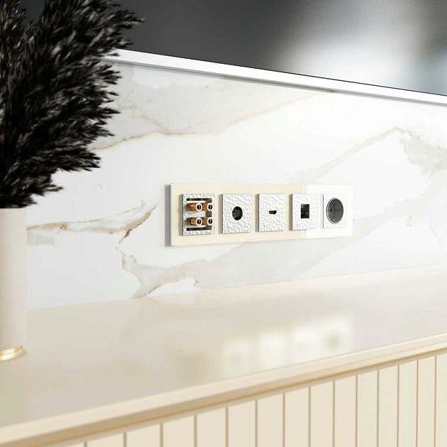 Акустическая розетка Werkel Hammer х4 серебряный W1285006 4690389163111 Фото № 2