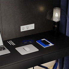 Рамка пластиковая Voltum S70 на 3 поста, (белый матовый) VLS100302 2