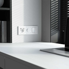 Лицевая панель Werkel Hammer для USB белый W1279501 4690389162985 5