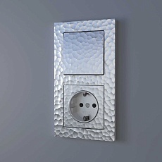 Выключатель Werkel Hammer одноклавишный проходной серебряный W1212006 4690389162046 2