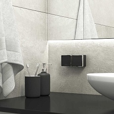 Розетка влагозащищенная с заземлением, с защитной крышкой и шторками Werkel Gallant черный/хром W5071235 4690389164637 3