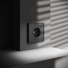 Розетка встраиваемая Voltum S70 с заземлением 16А, (графит) VLS040107 4